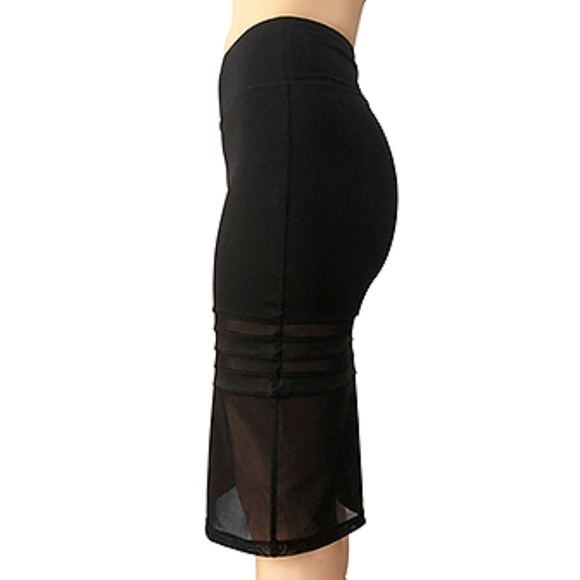 NS Activewear Stretch Straight Skirt with Mesh - Picture 3 of 4